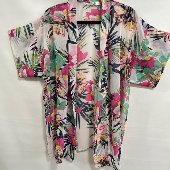 Kimono by Kaktus pink white NWOT, white floral print sz L.  Over up, Robe. - Picture 5 of 14